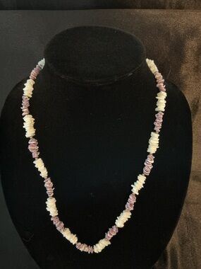 Vintage Lavender and White Pukka Shell Chip Necklace 22 “